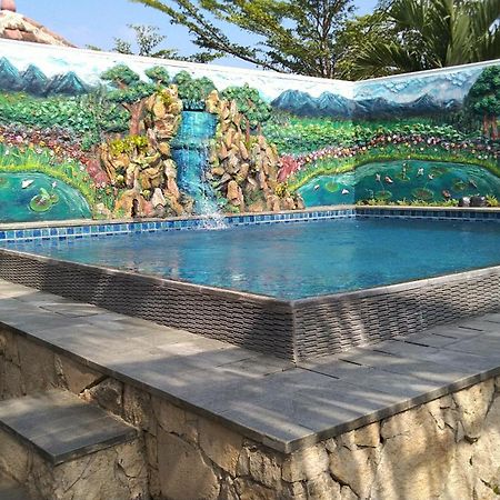 Villa Malang Puncak Buring 外观 照片