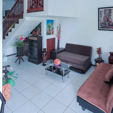Villa Malang Puncak Buring 外观 照片